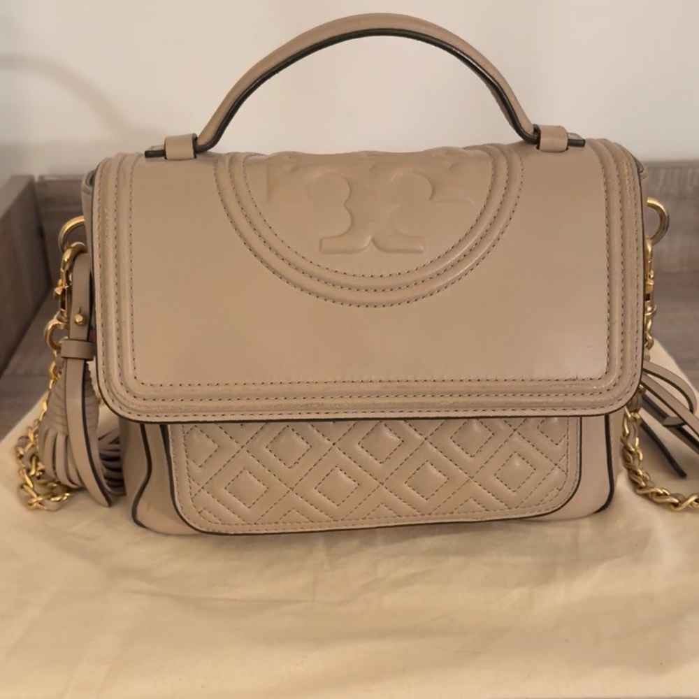 Tory Burch Beige Fleming Quilted Leather Shoulder Bag